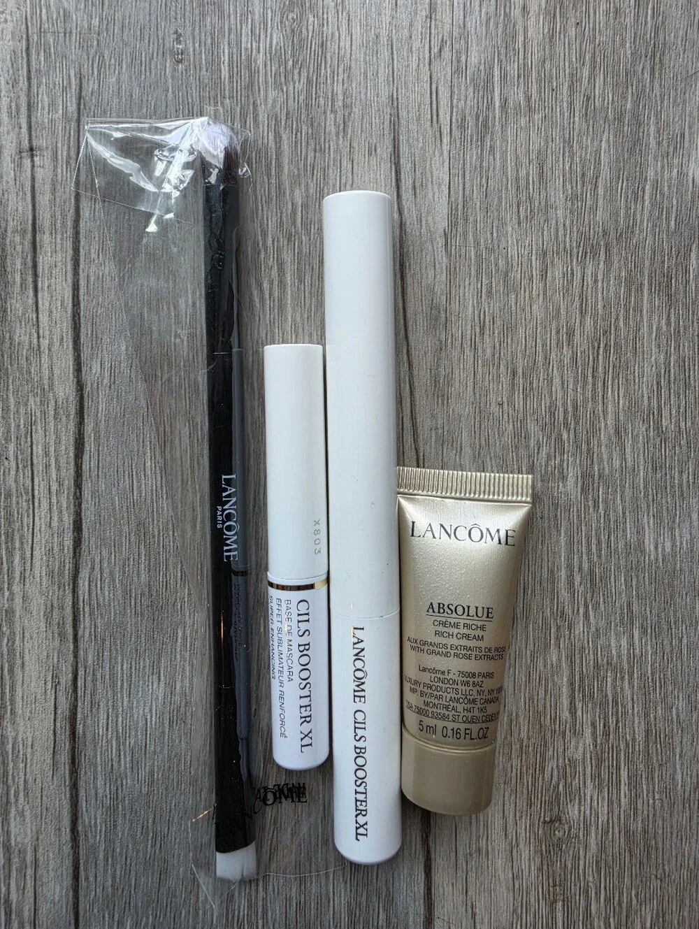Lancome Dual Eye Shadow Brush + Lancome Absolue + Cils Booster XL + Cils Booster